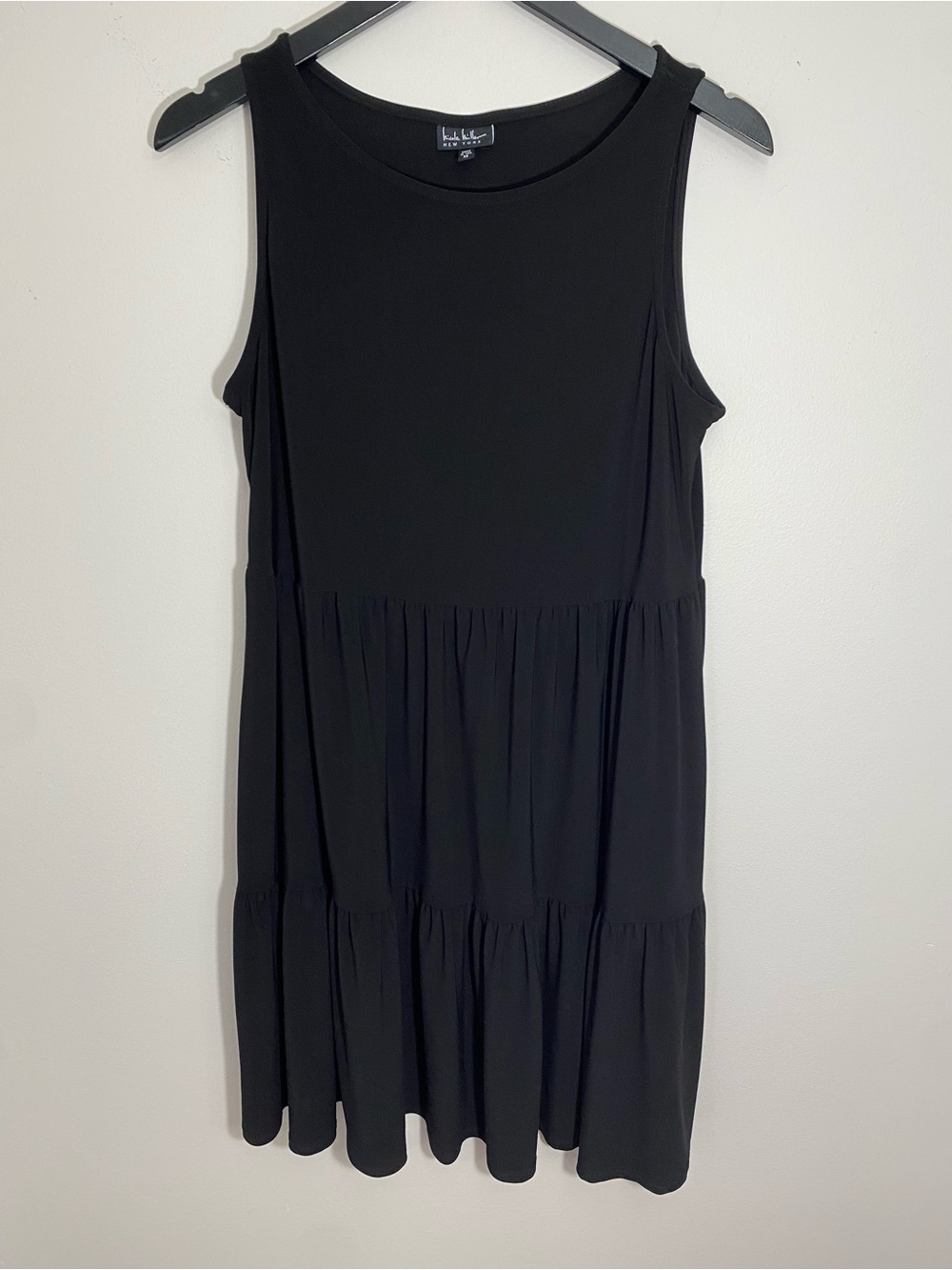 Nicole Miller Black Sleeveless Tiered Dress Medium